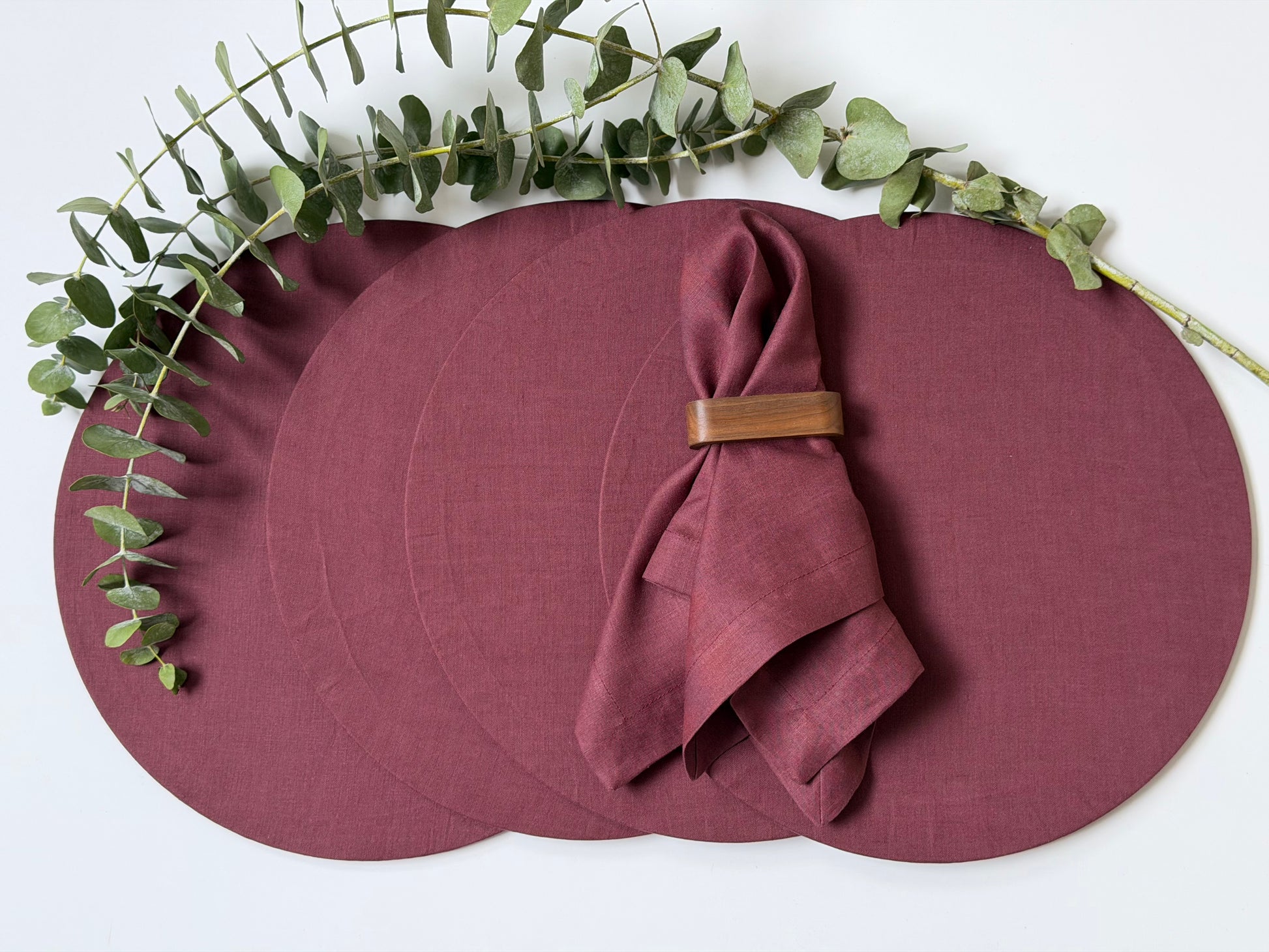 Fundas Plato Base Lino Ciruela (Set 4 piezas)