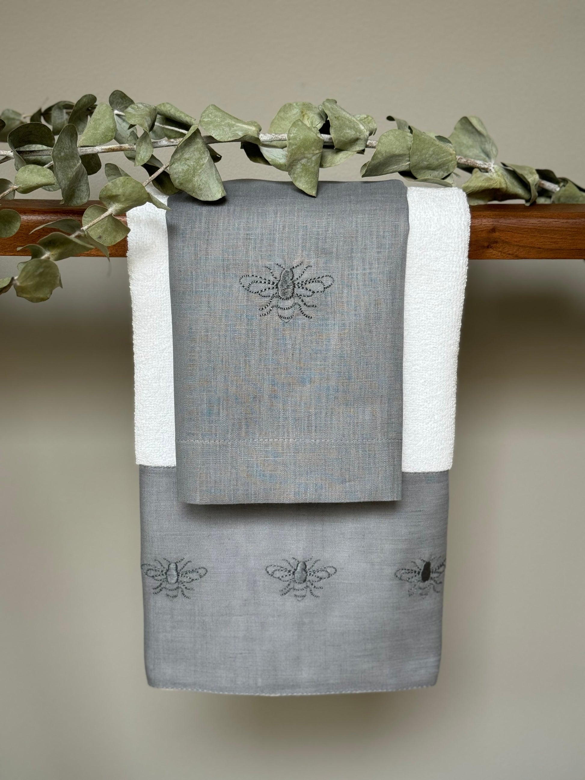 Toalla Abeja Lino Gris