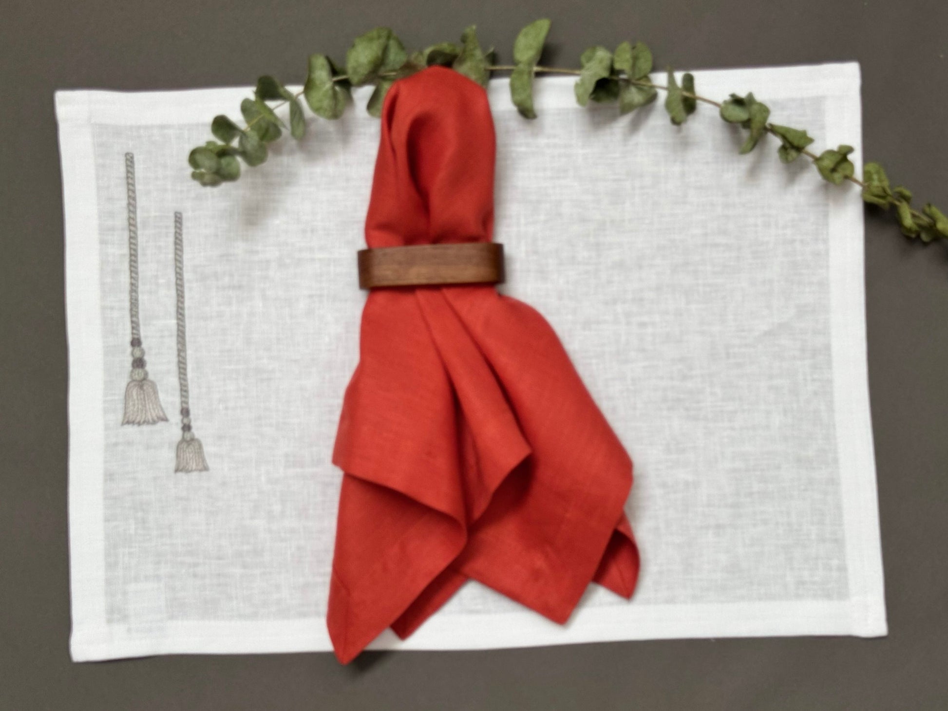 Individuales Pompones Lino Blanco (Set 4 piezas)