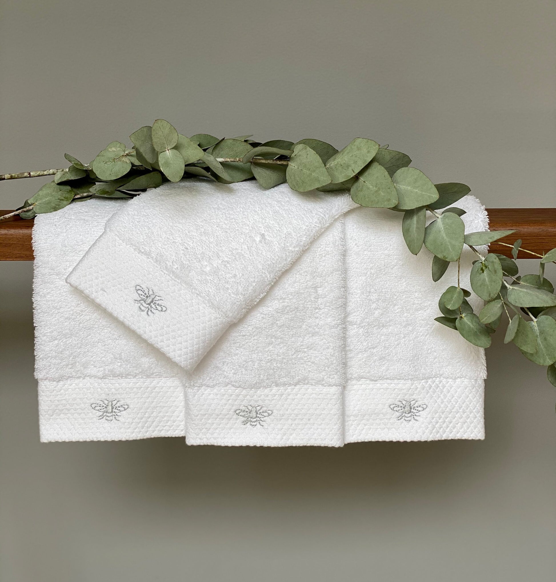 Toalla Abeja Facial (Set 4 piezas)